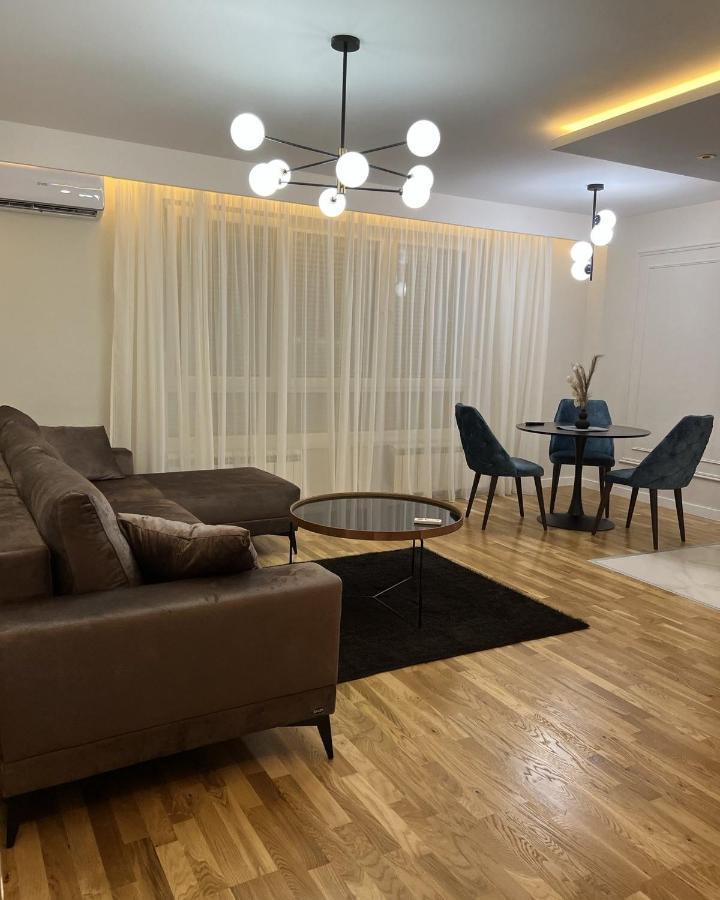 Lilly Lux Apartment Bijeljina Bagian luar foto